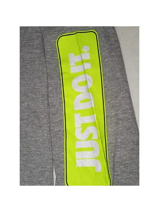 Nike Boys T-shirt Size XL 18 Long Sleeve Grey Winter Fall Clothes - Picture 4 of 7